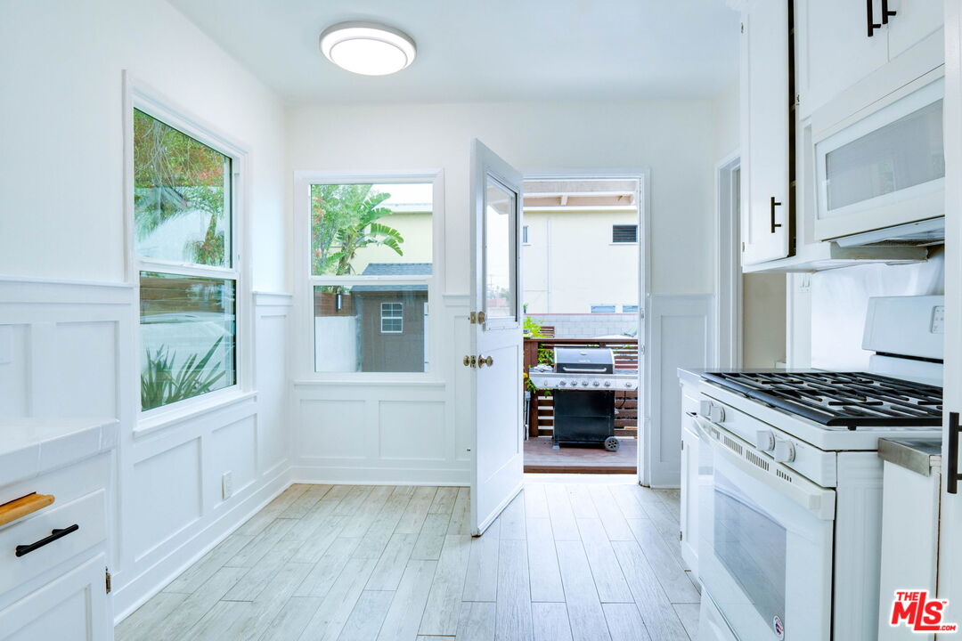 1760 18th St Unit: B