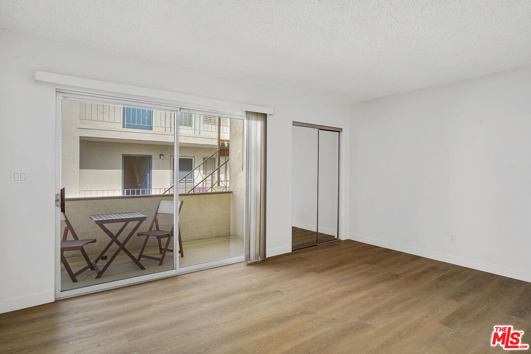 1208 California Ave Unit: B