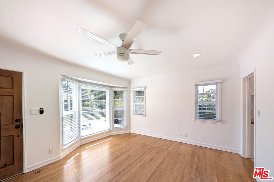 601 9th St Unit: D