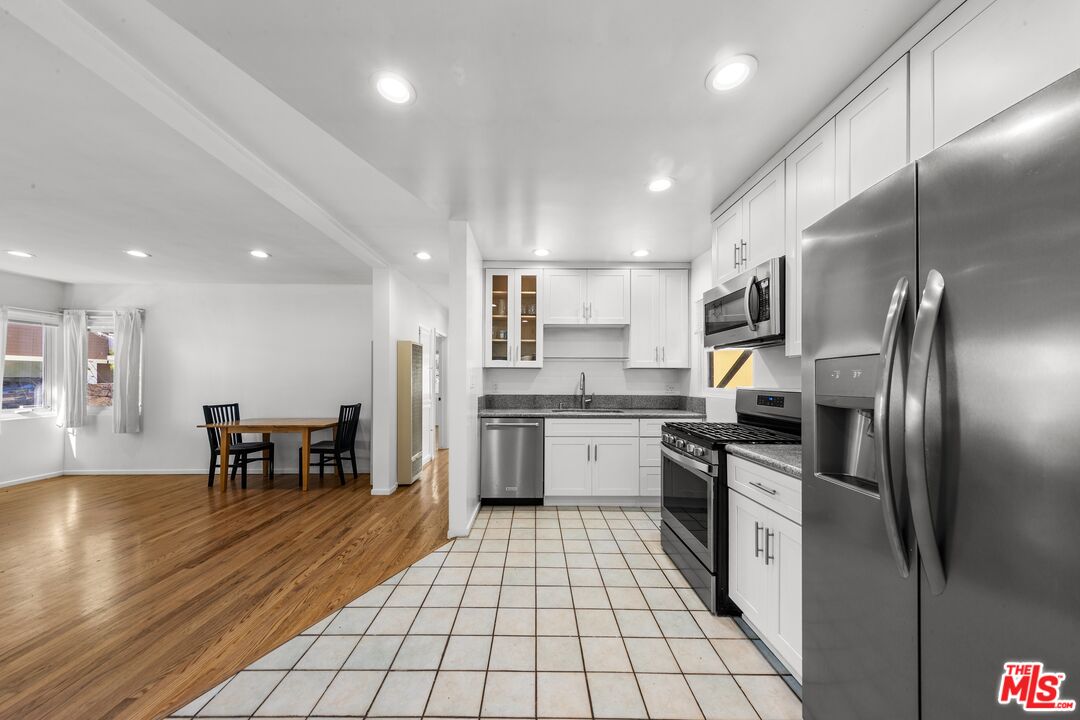 2010 Virginia Ave Unit: B