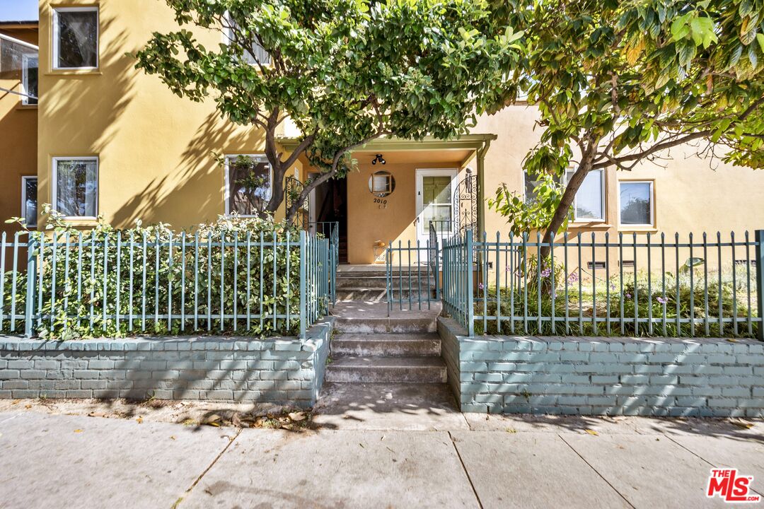 2010 Virginia Ave Unit: B