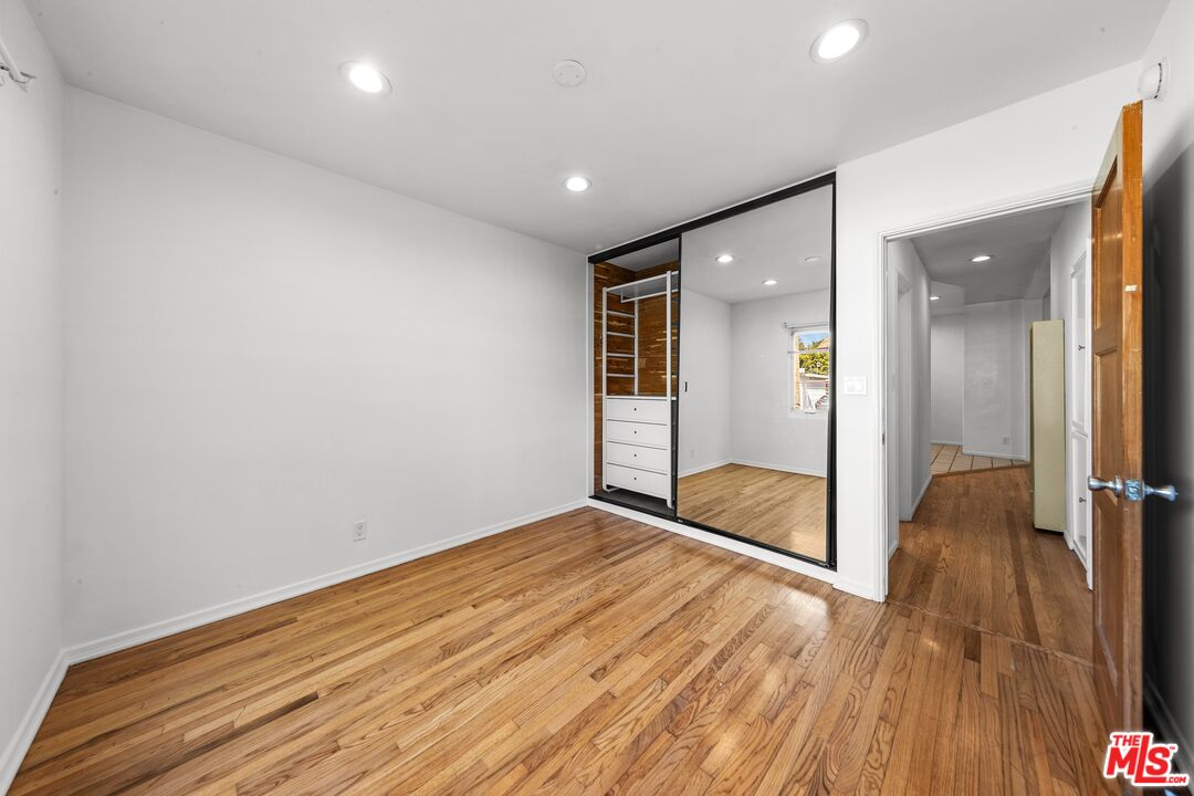 2010 Virginia Ave Unit: B
