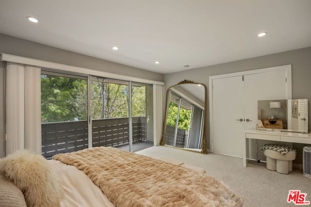 1338 Harvard St Unit: A