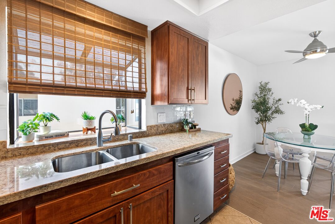 848 Lincoln Blvd Unit: N