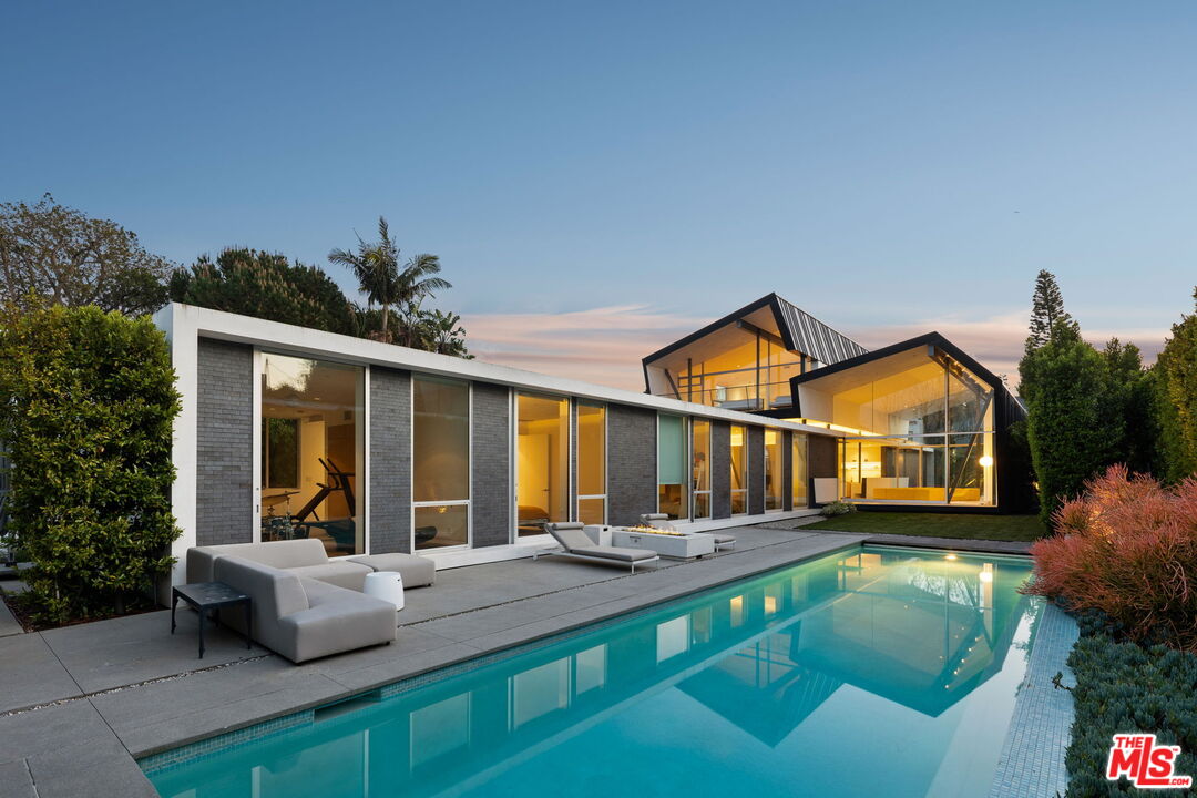 3660 S Inglewood Blvd