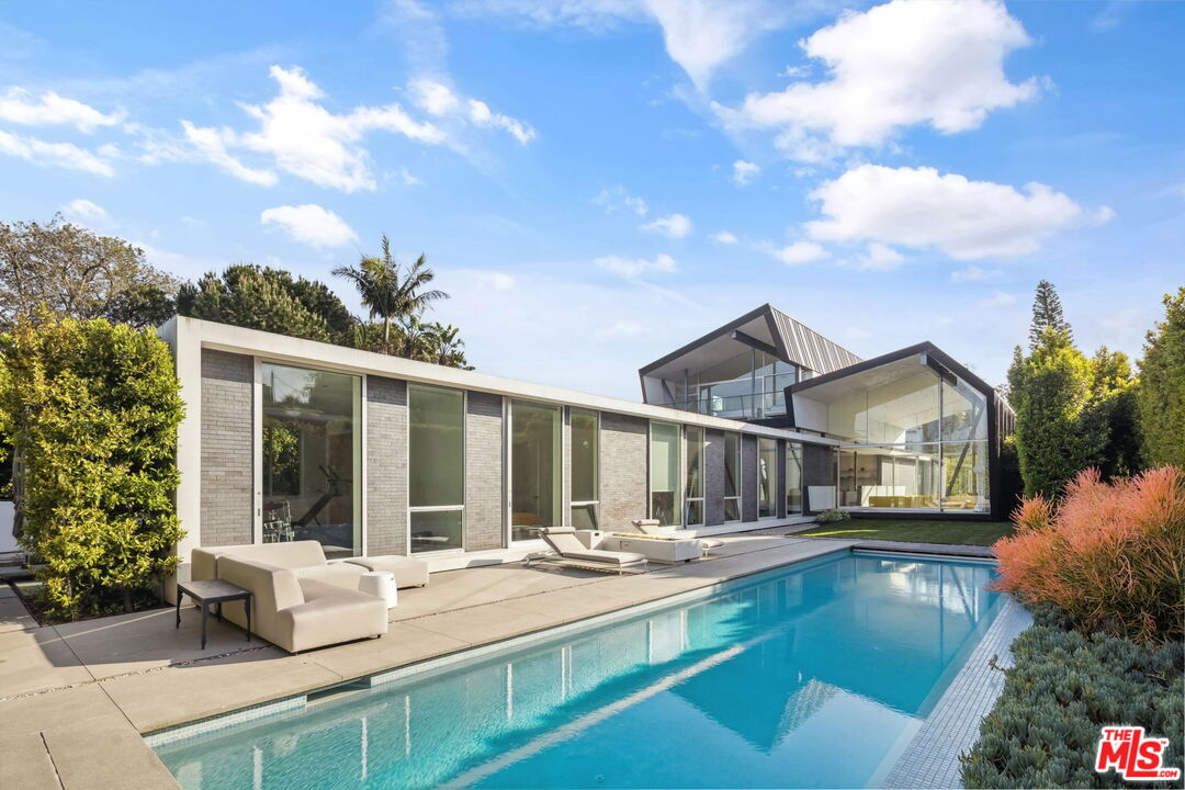 3660 S Inglewood Blvd