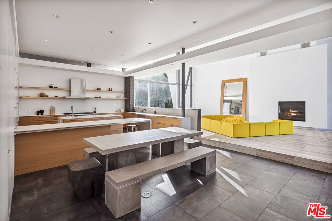 3660 S Inglewood Blvd