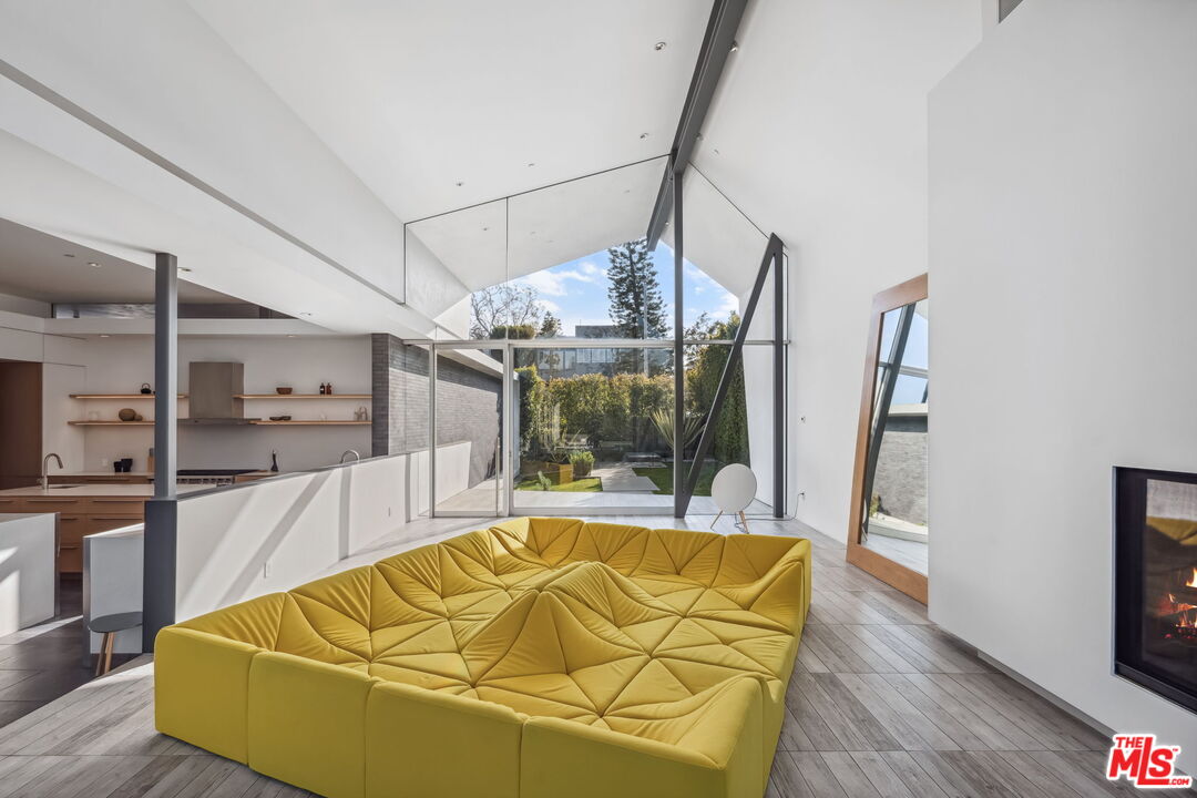 3660 S Inglewood Blvd