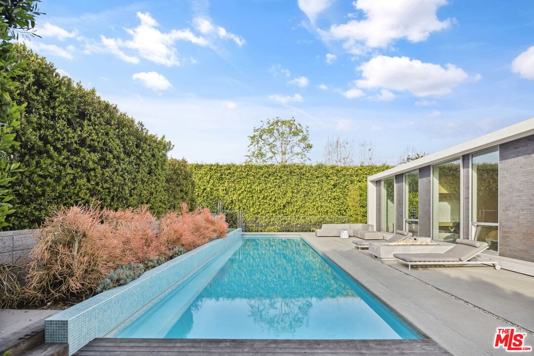 3660 S Inglewood Blvd