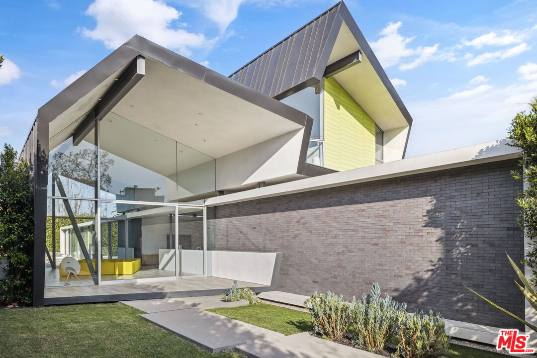 3660 S Inglewood Blvd