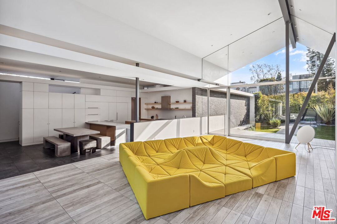 3660 S Inglewood Blvd