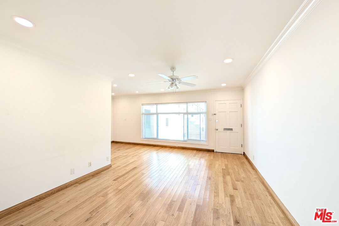 1037 Euclid St Unit: D