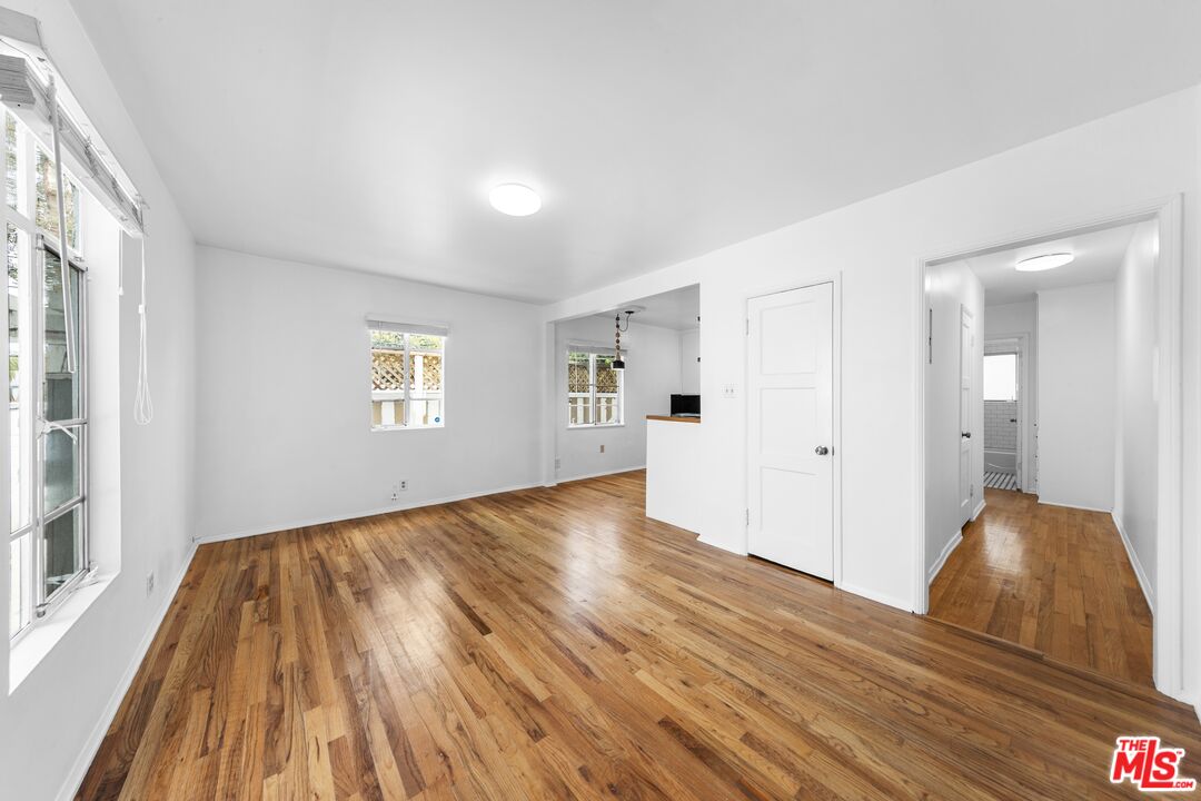 1941 Euclid St Unit: 5