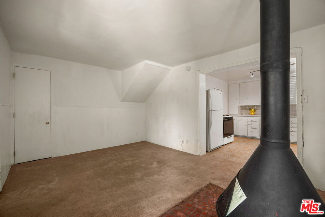 435 Raymond Ave