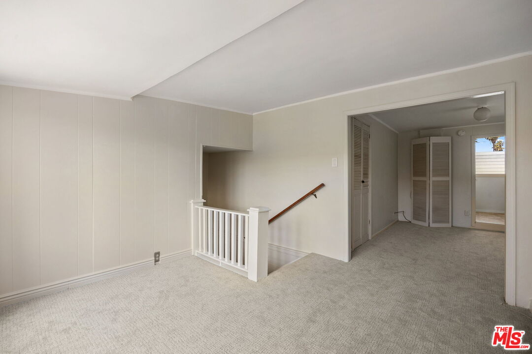 435 Raymond Ave