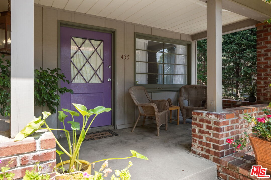 435 Raymond Ave