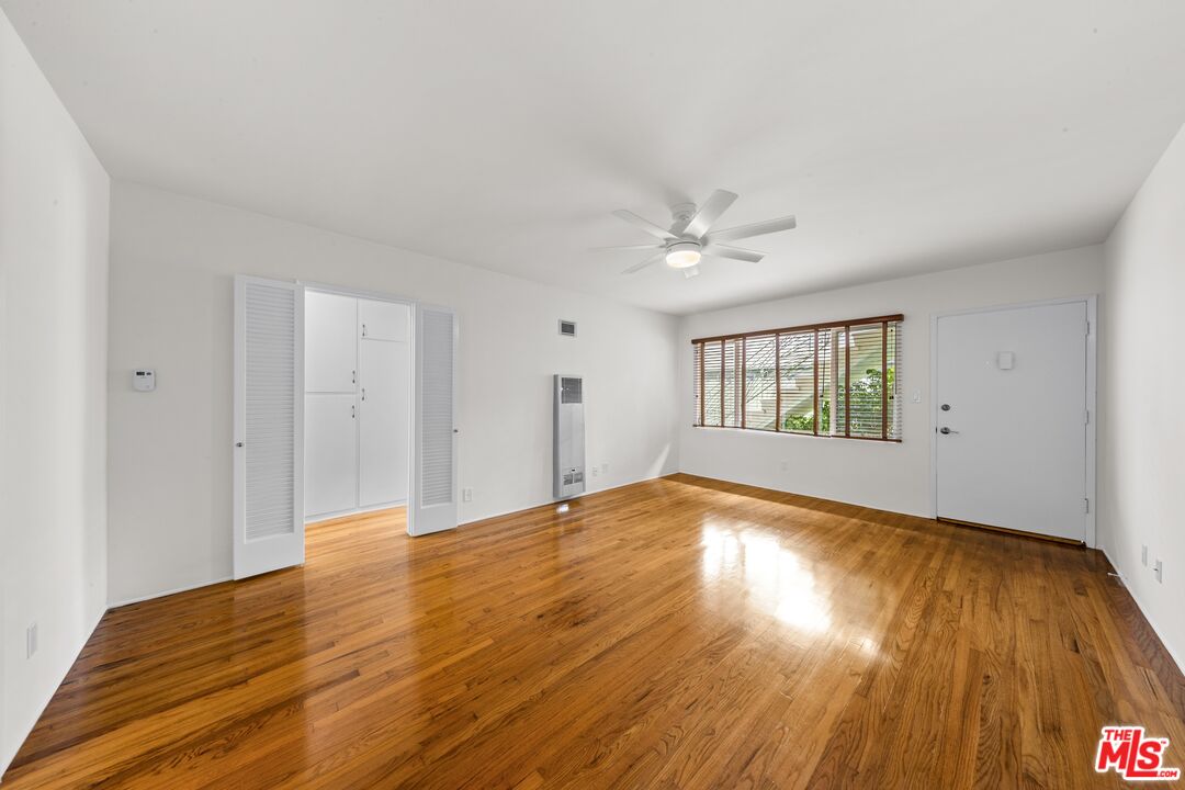 913 20th St Unit: 1