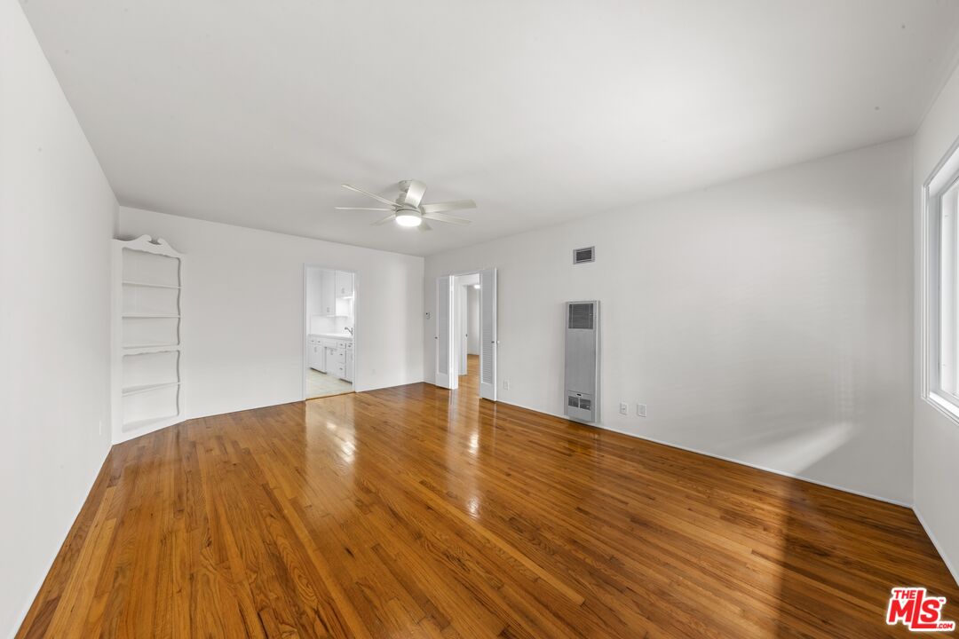 913 20th St Unit: 1