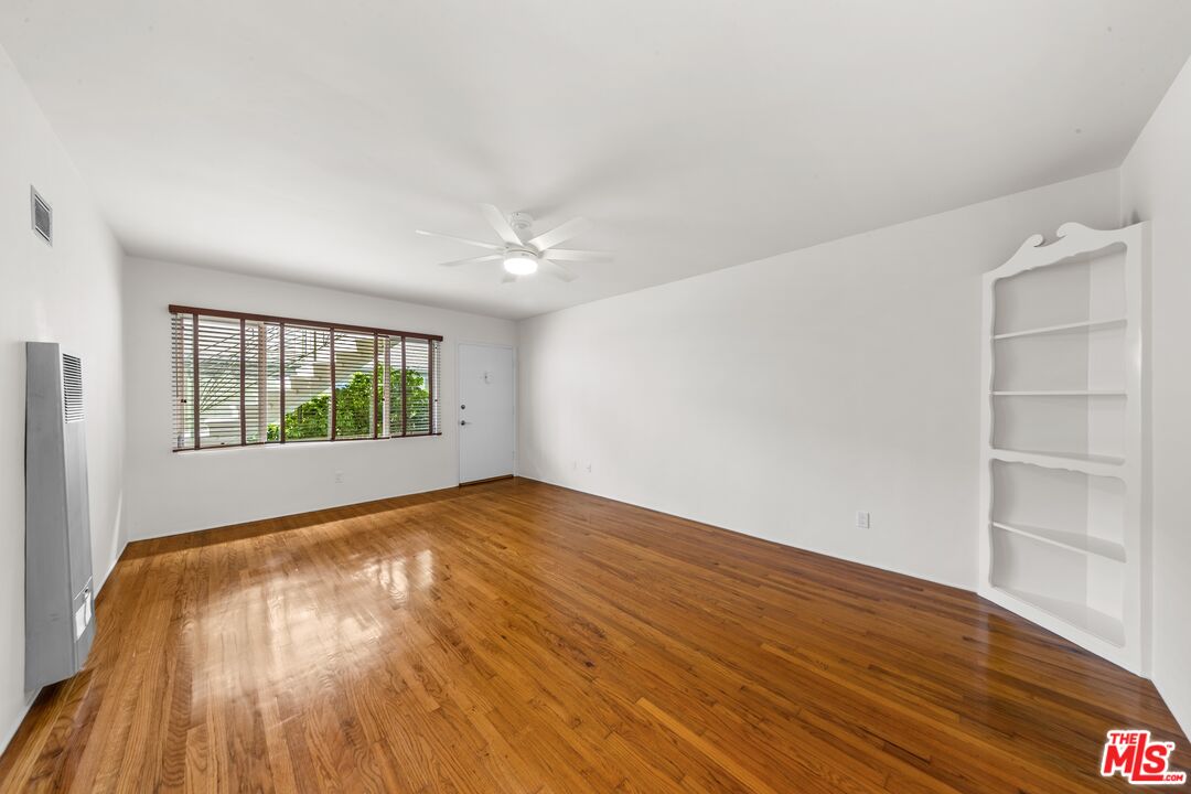 913 20th St Unit: 1