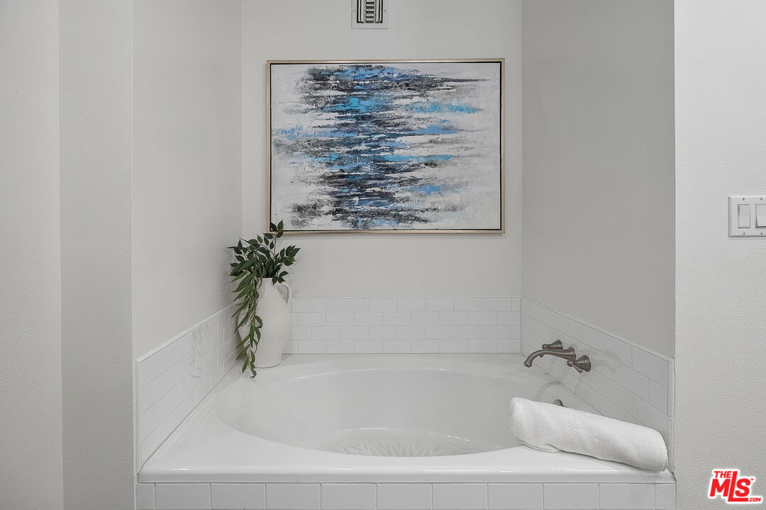 914 2nd St Unit: A