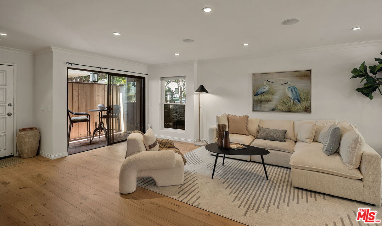 914 2nd St Unit: A