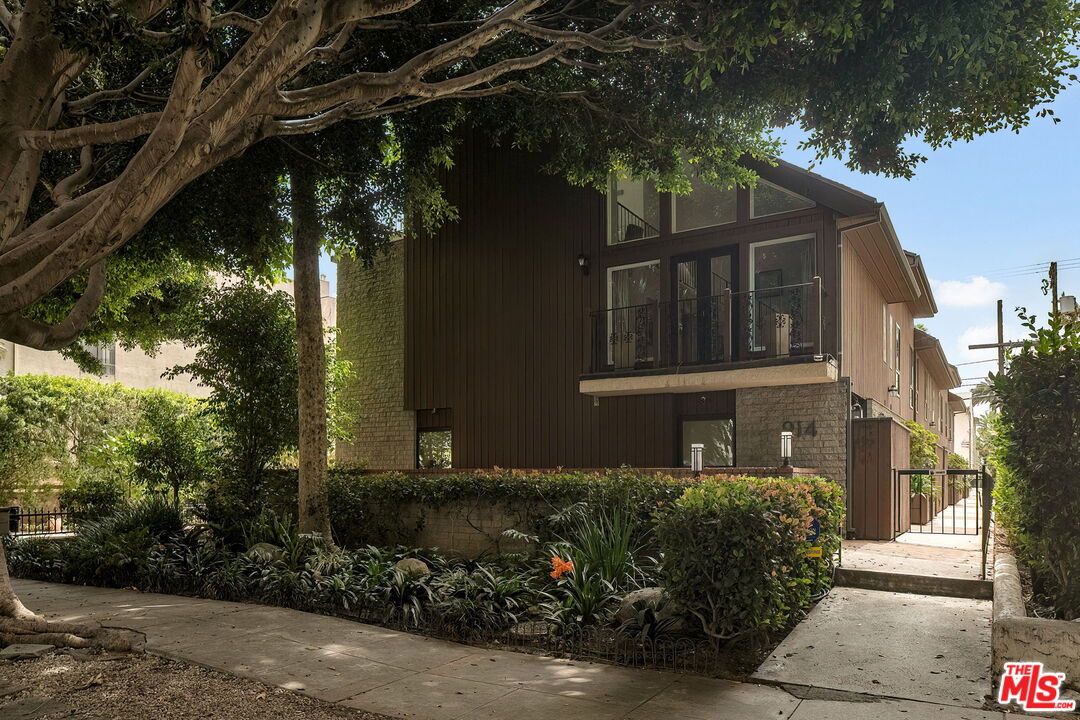 914 2nd St Unit: A