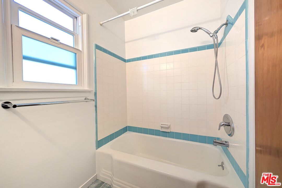1128 Euclid St Unit: C