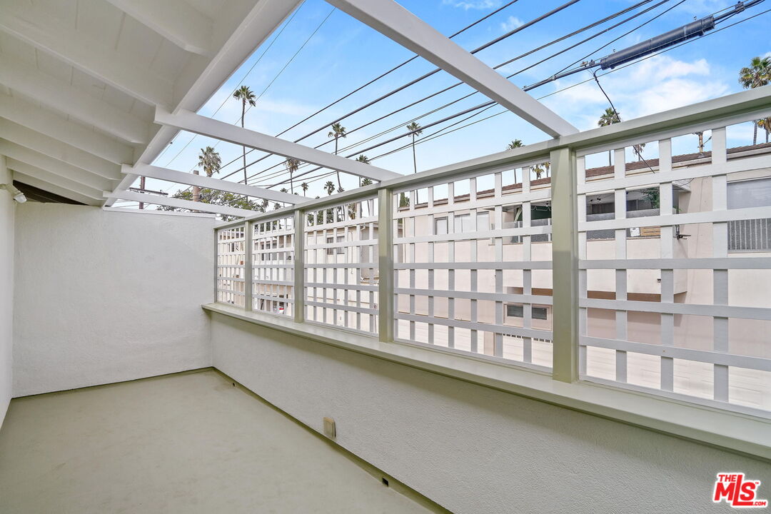 913 20th St Unit: 7