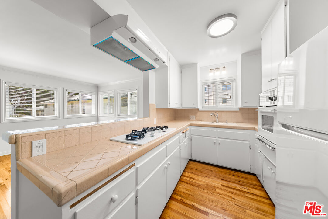 913 20th St Unit: 7