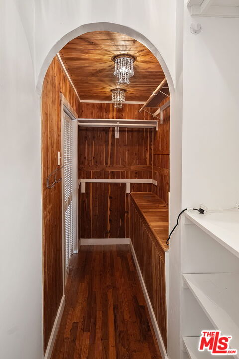 339 Adelaide Dr