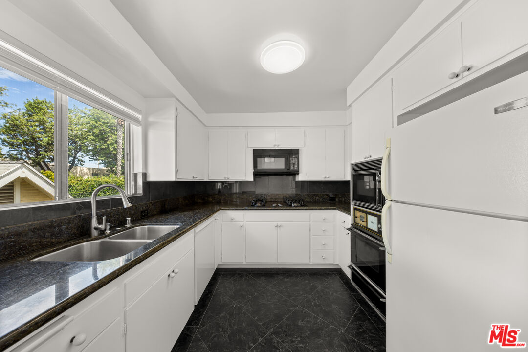 1010 21st St Unit: 1