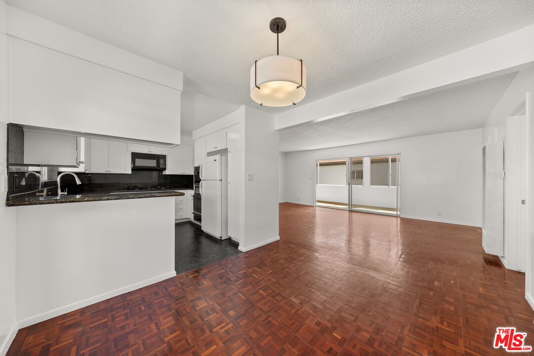 1010 21st St Unit: 1