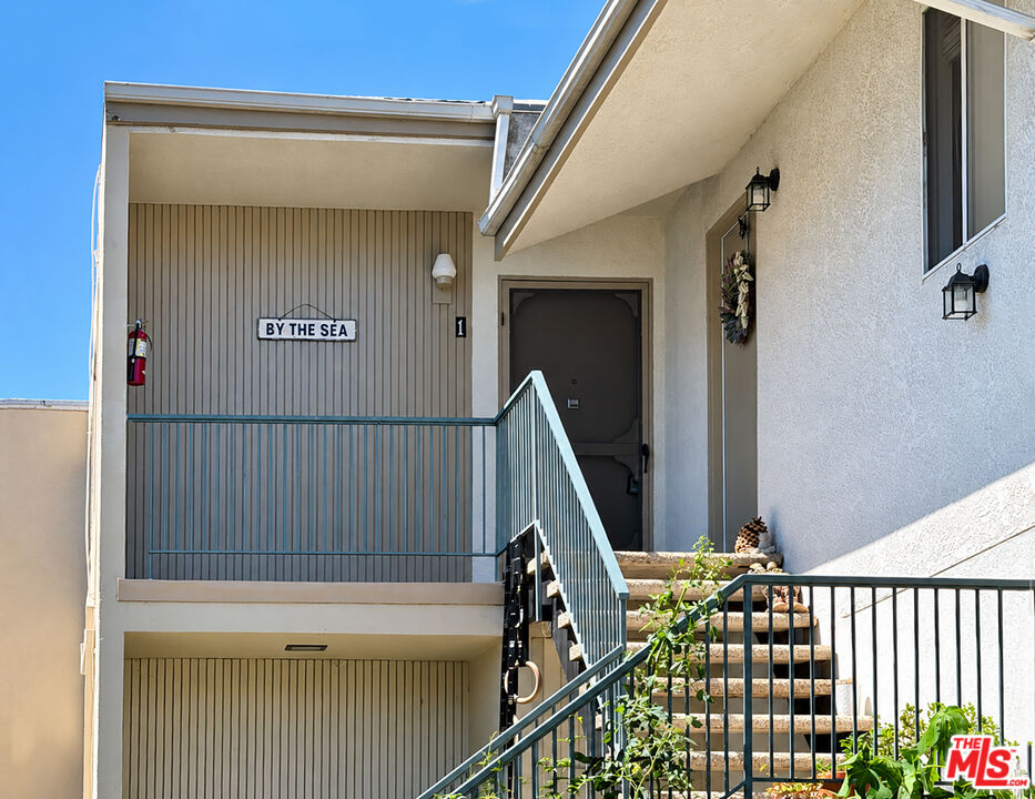 1010 21st St Unit: 1