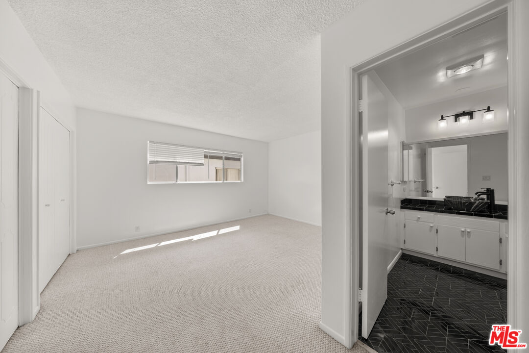 1010 21st St Unit: 1