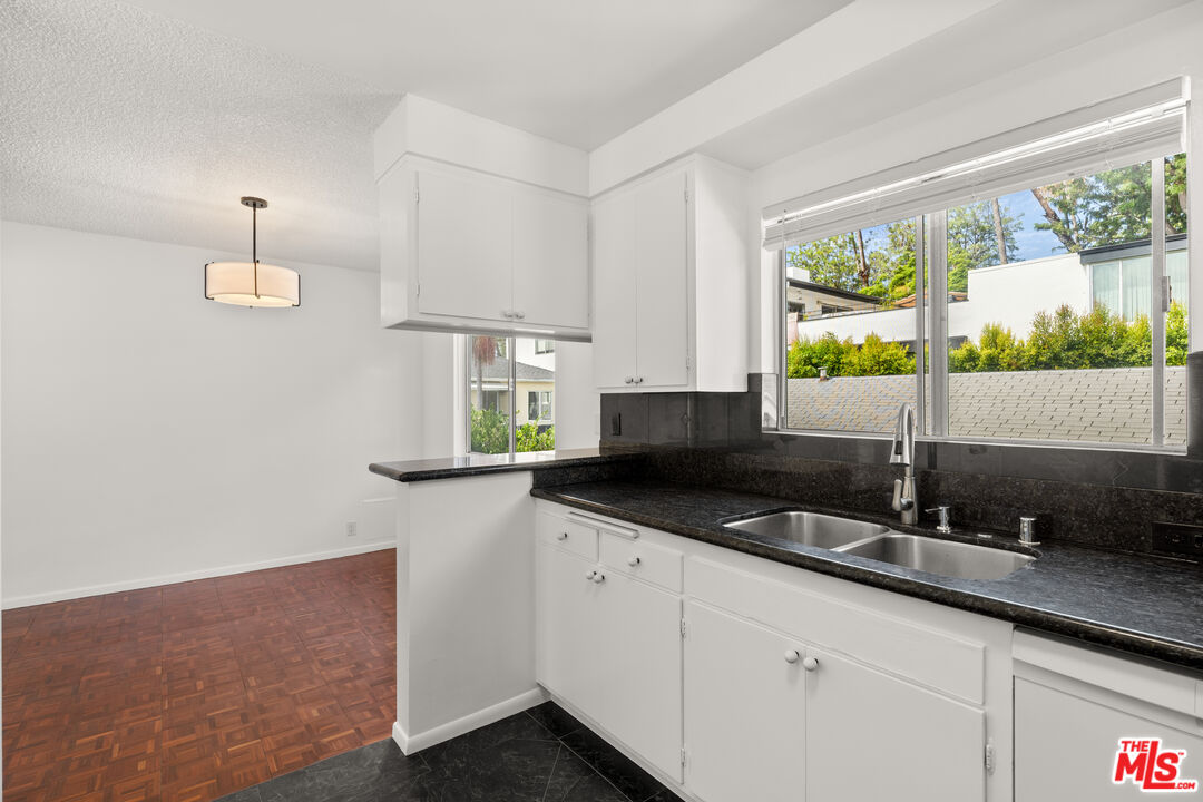 1010 21st St Unit: 1