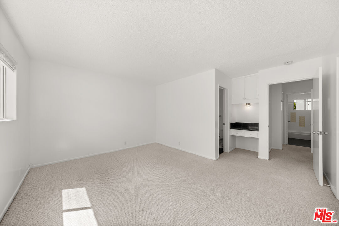 1010 21st St Unit: 1