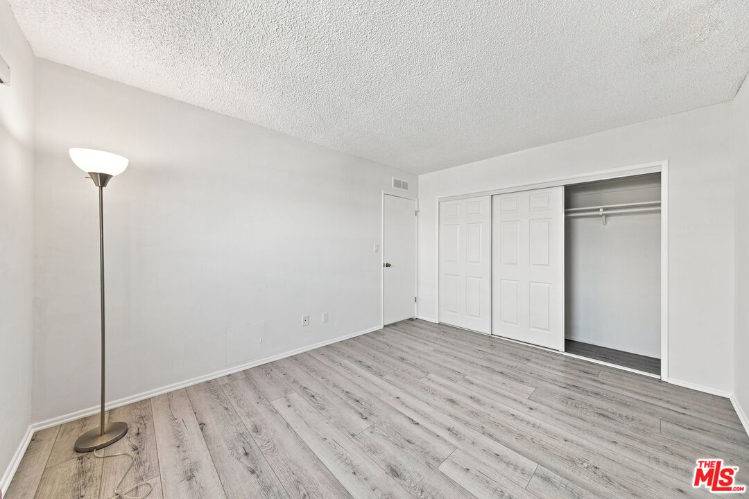 1246 Euclid St Unit: 6
