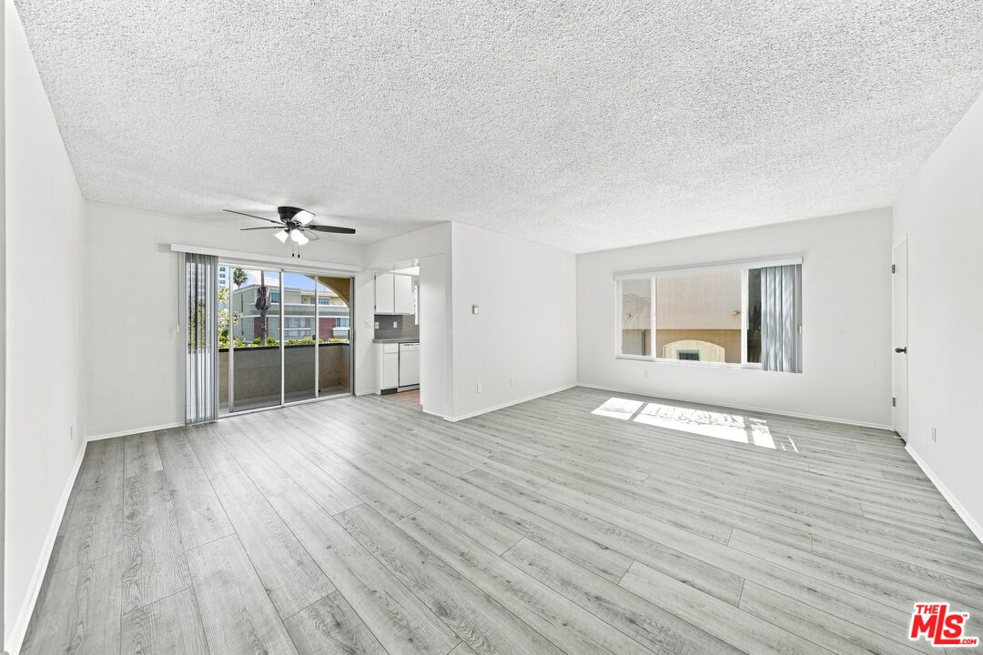 1246 Euclid St Unit: 6