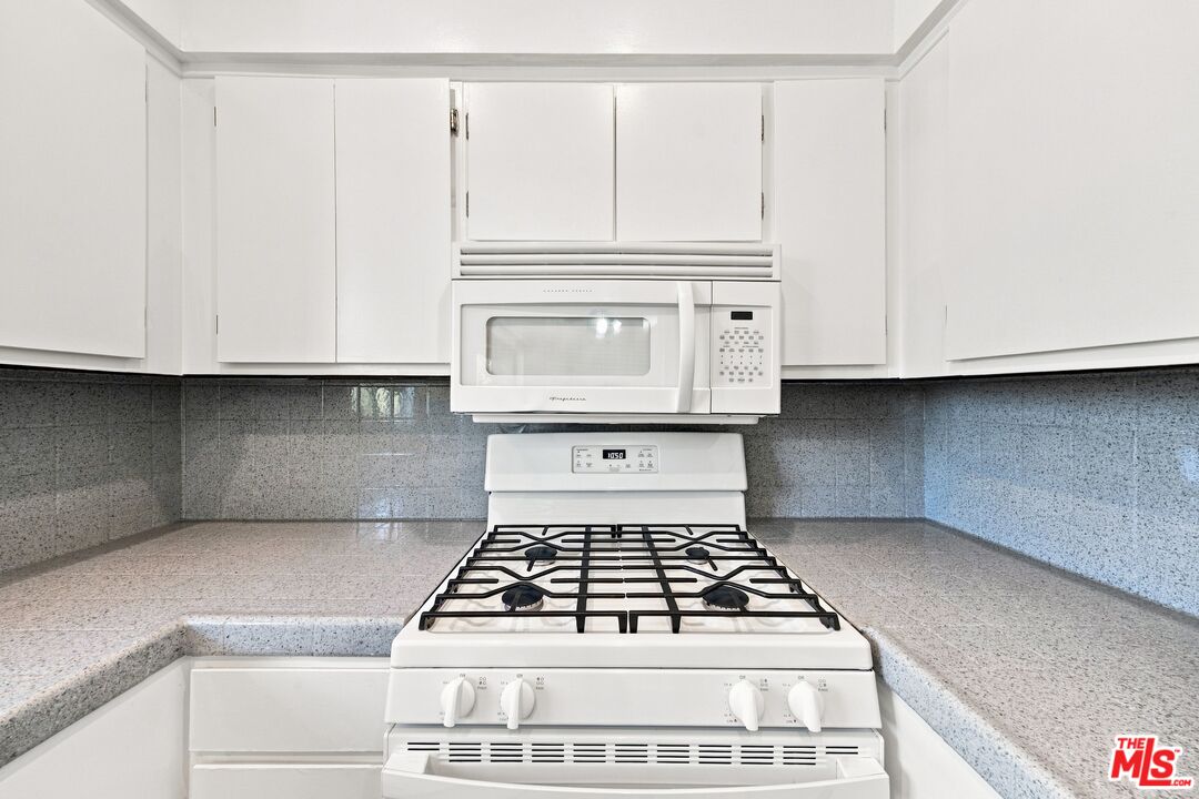 1246 Euclid St Unit: 6
