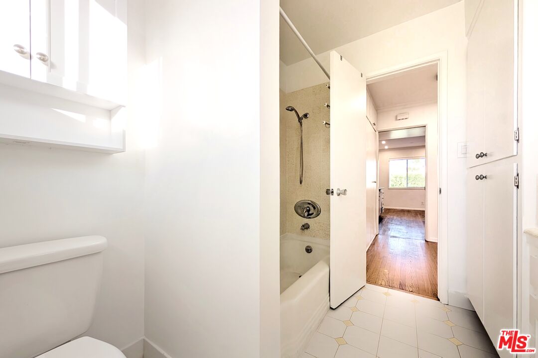 224 Bicknell Ave Unit: C