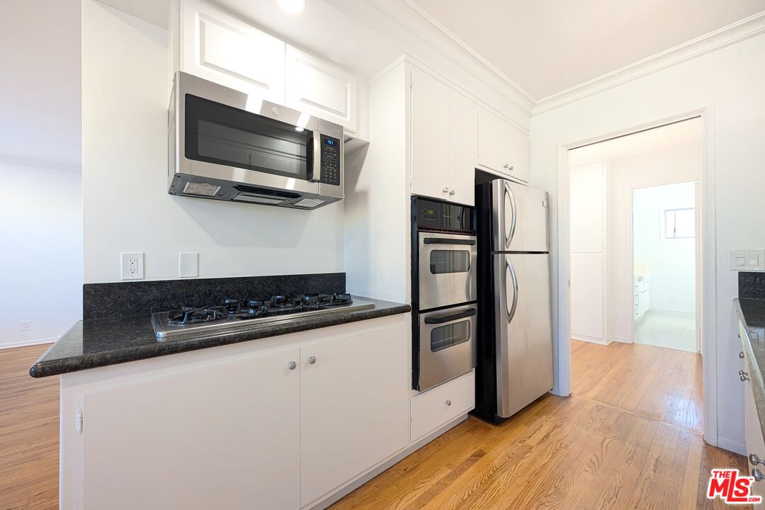 224 Bicknell Ave Unit: C