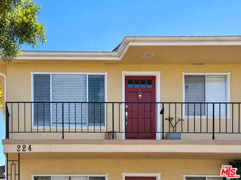 224 Bicknell Ave Unit: C