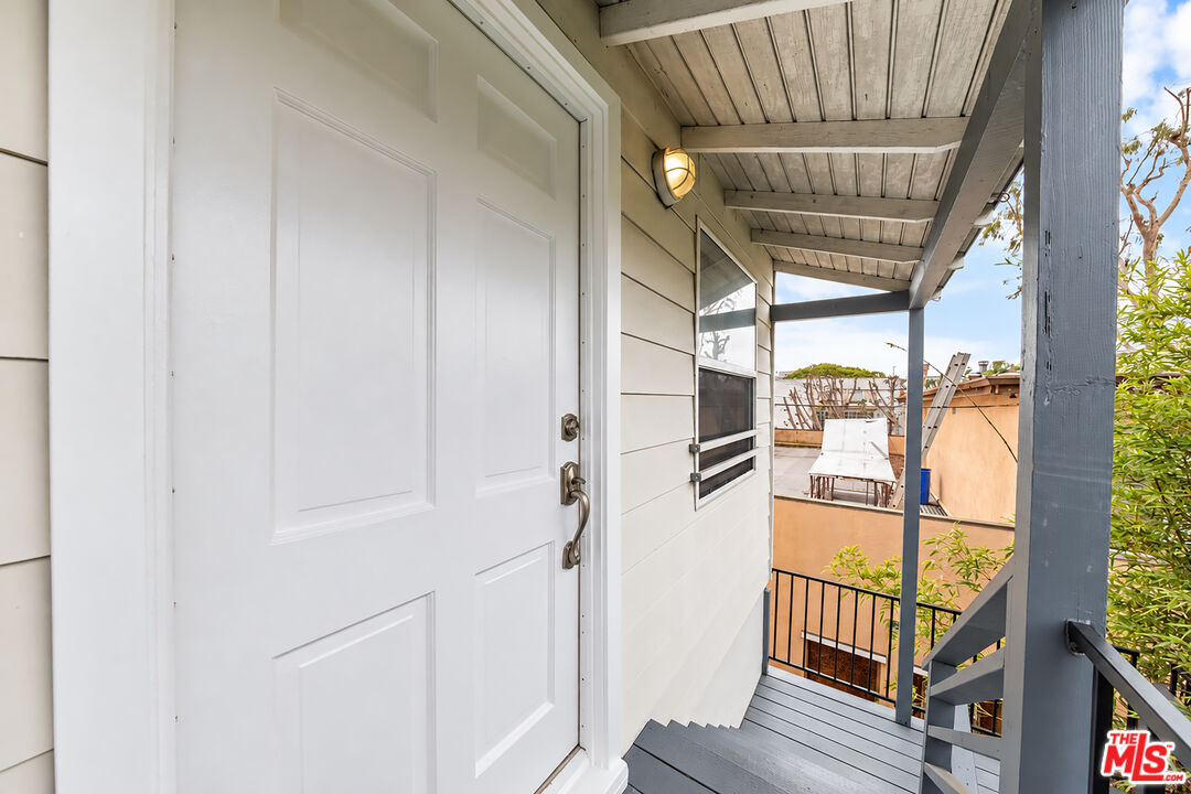 1047 18th St Unit: H