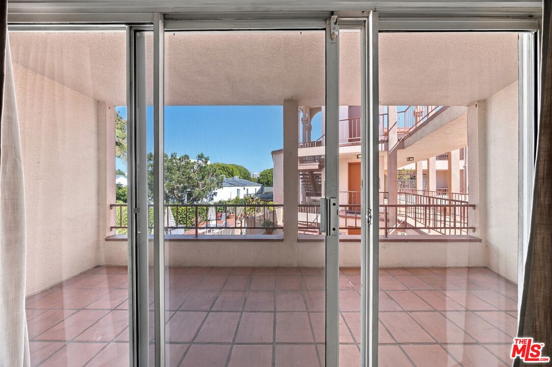 2045 4th St Unit: 208B