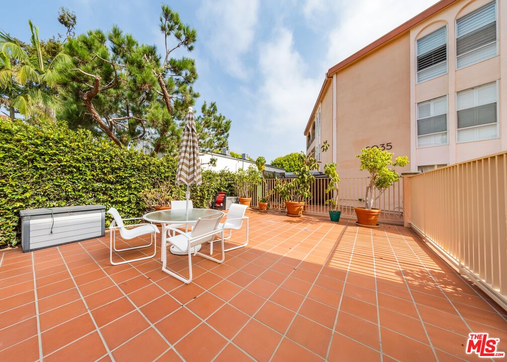 2045 4th St Unit: 208B