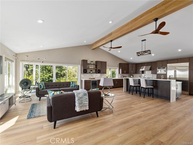 9 Lantana PL