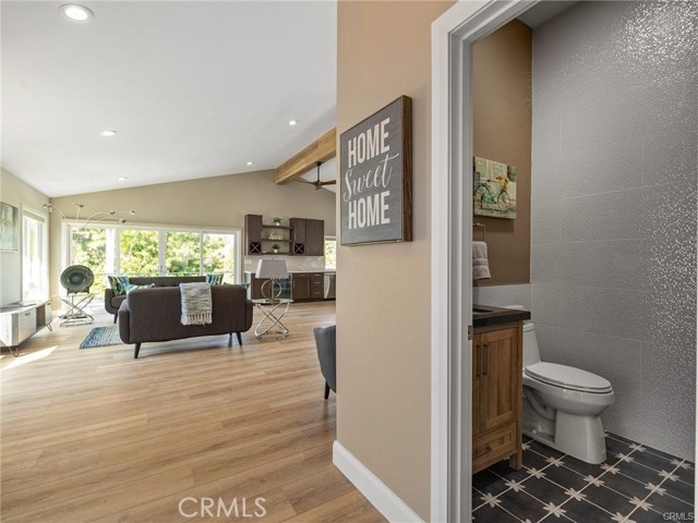 9 Lantana PL