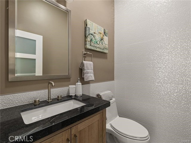 9 Lantana PL