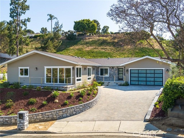 9 Lantana PL