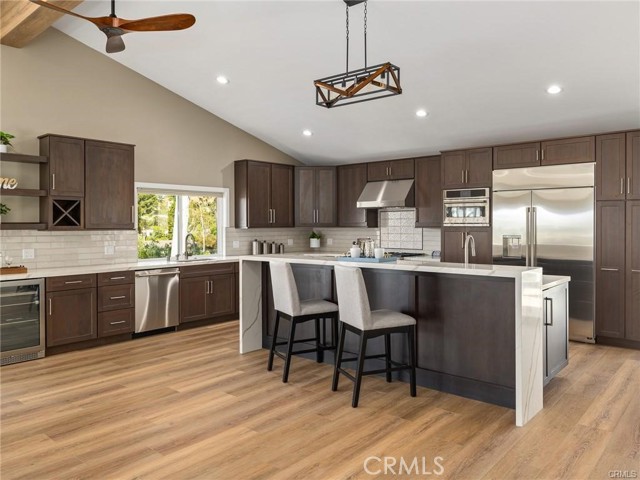 9 Lantana PL